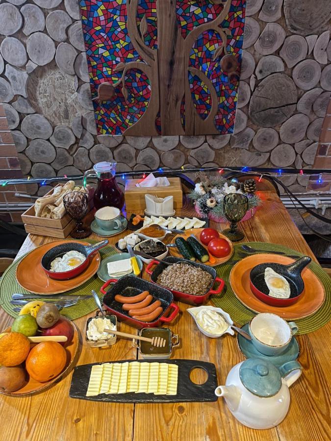 Berkri Gastro Yard & Guest House Jenokavan Kültér fotó